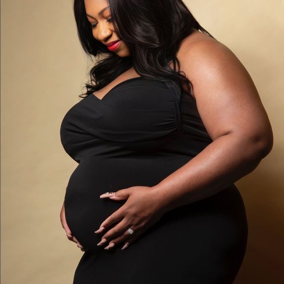 Maternity Halter Dress - Picture 4 of 10